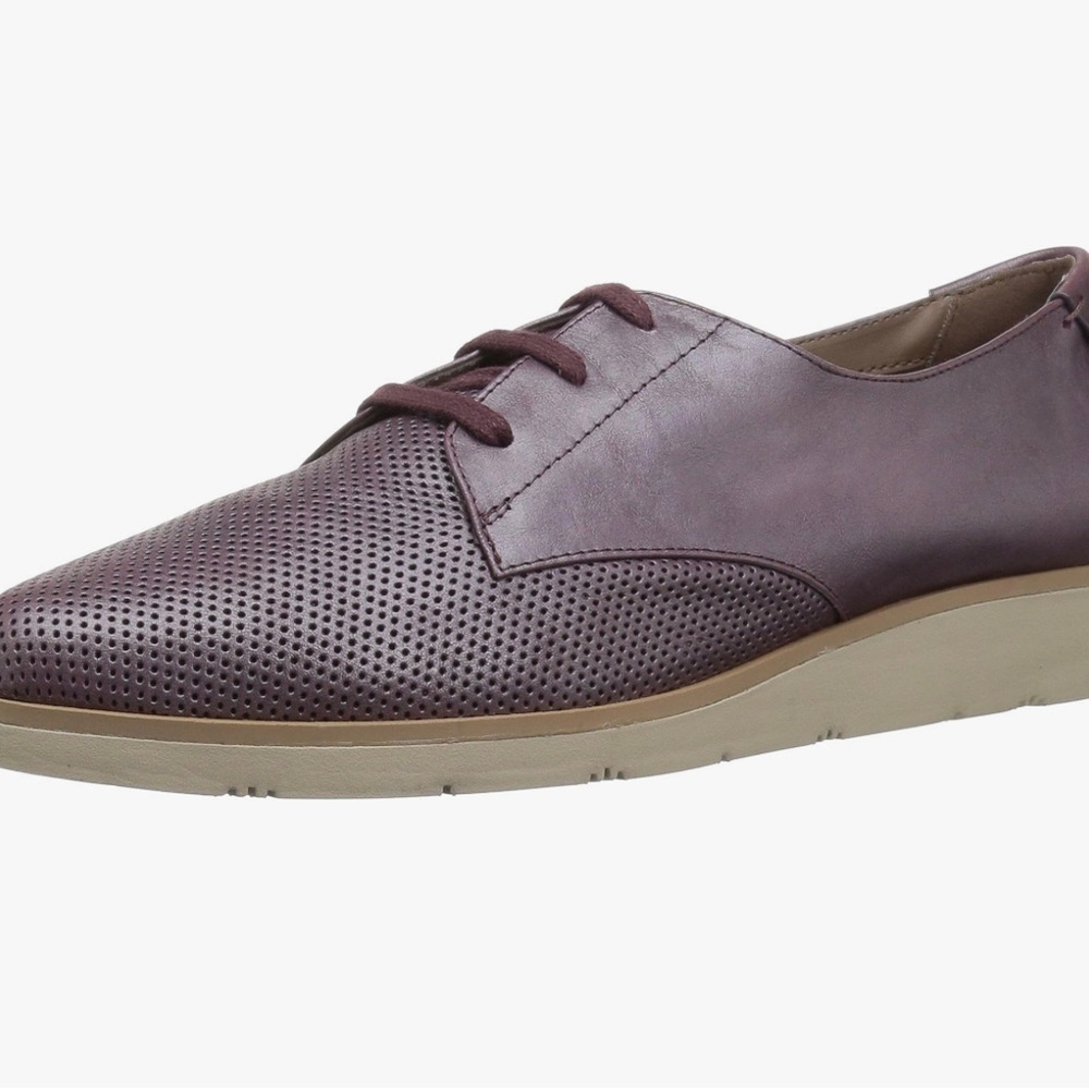 Aerosols Perforated Lace-Up Sidecar Oxfords